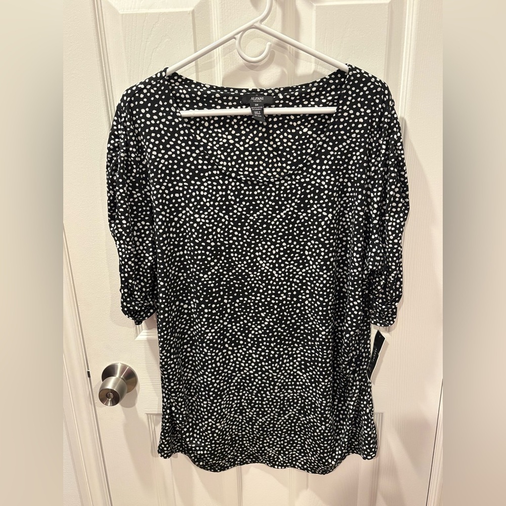 NWT Alfani Black White Ruched Short-Sleeve Top Size 3X